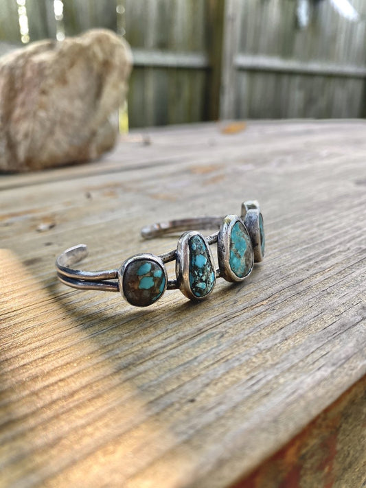 CLOSED* Turquoise Cuff Giveaway!!