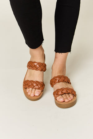 Woven sandal
